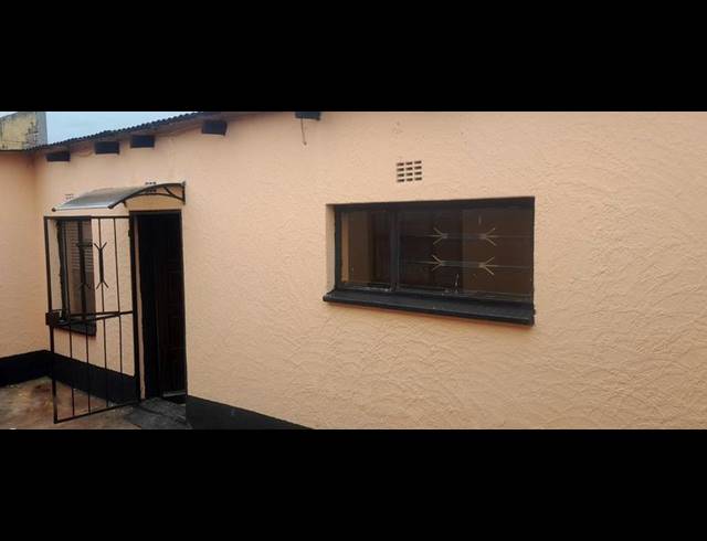 2 BEDROOM HOUSE FOR SALE IN PIMVILLE